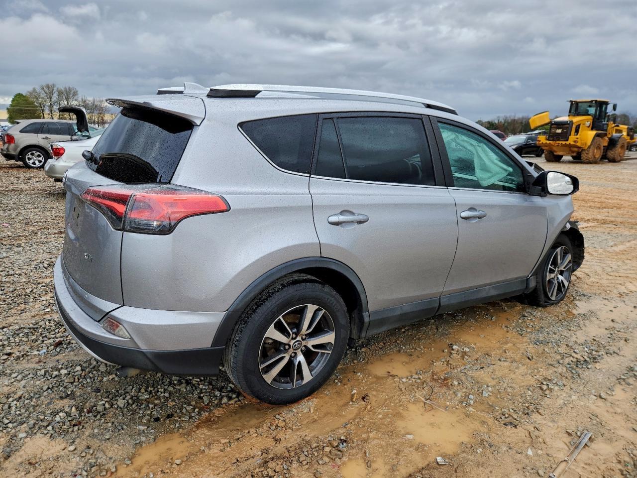 2016 TOYOTA RAV4
