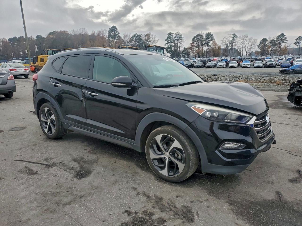 2016 HYUNDAI TUCSON
