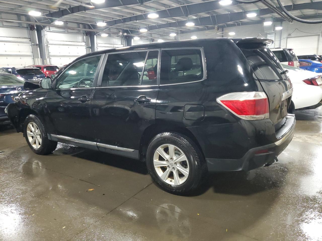 2011 TOYOTA HIGHLANDER