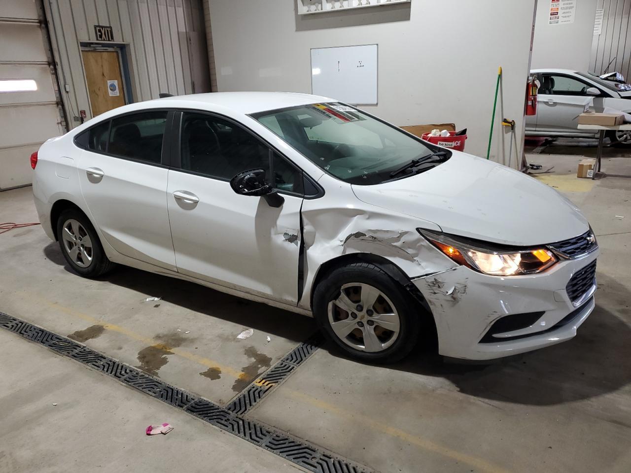 2017 CHEVROLET CRUZE