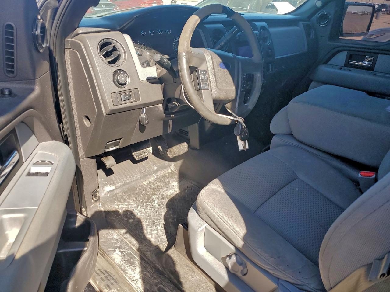 2013 FORD F-150