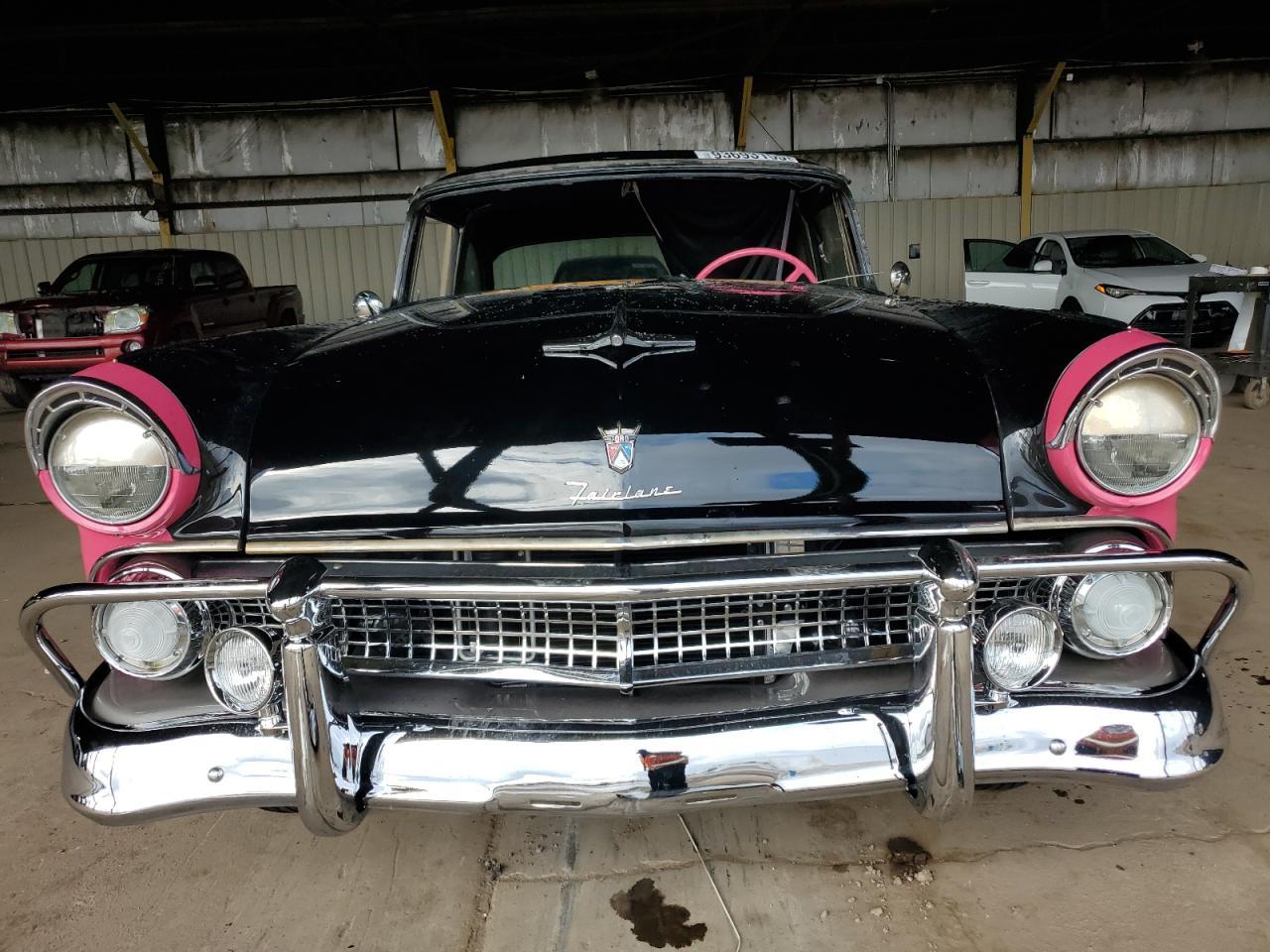 1955 FORD Fairlane
