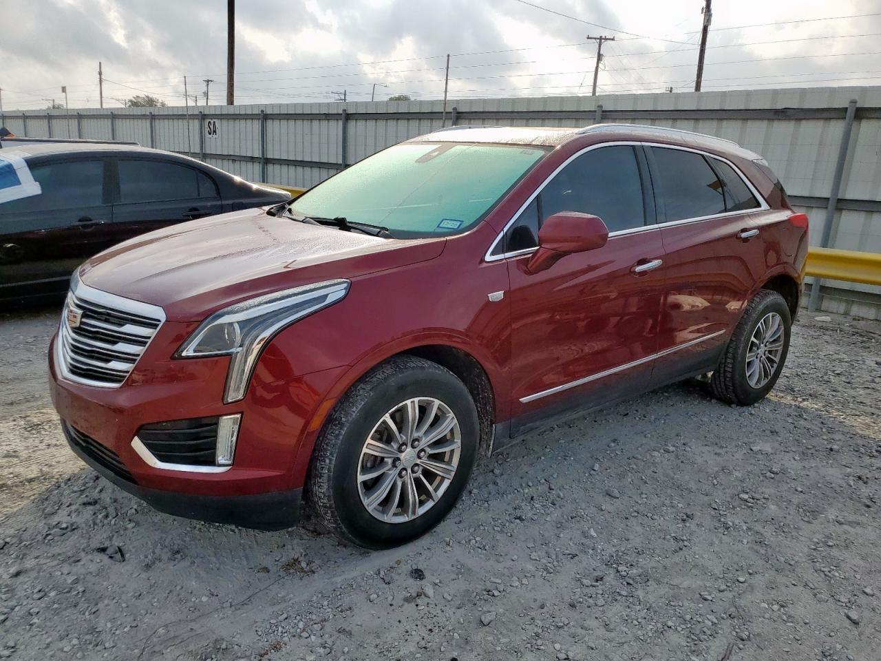 2017 CADILLAC XT5