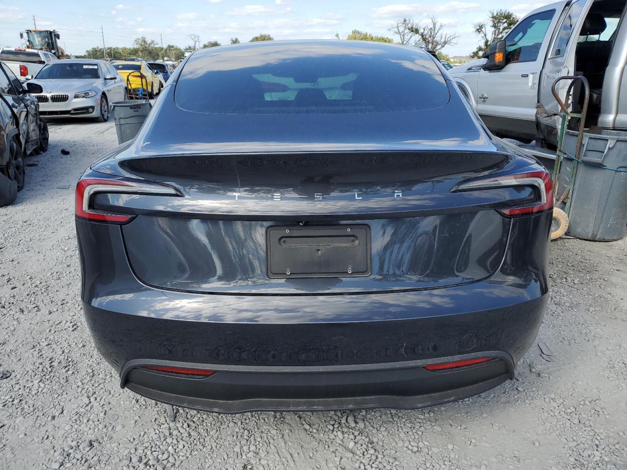 2025 TESLA MODEL 3