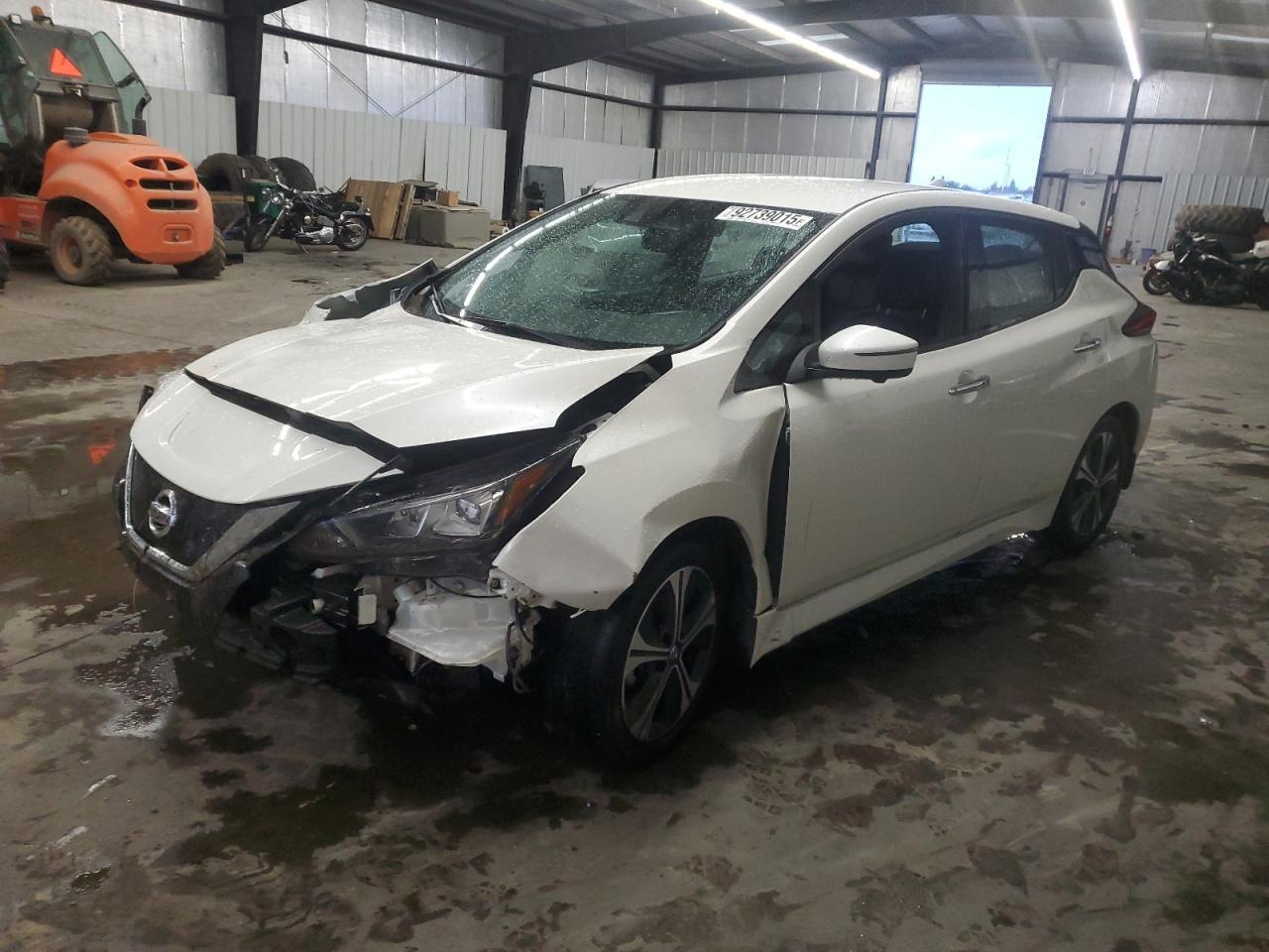 2021 NISSAN LEAF