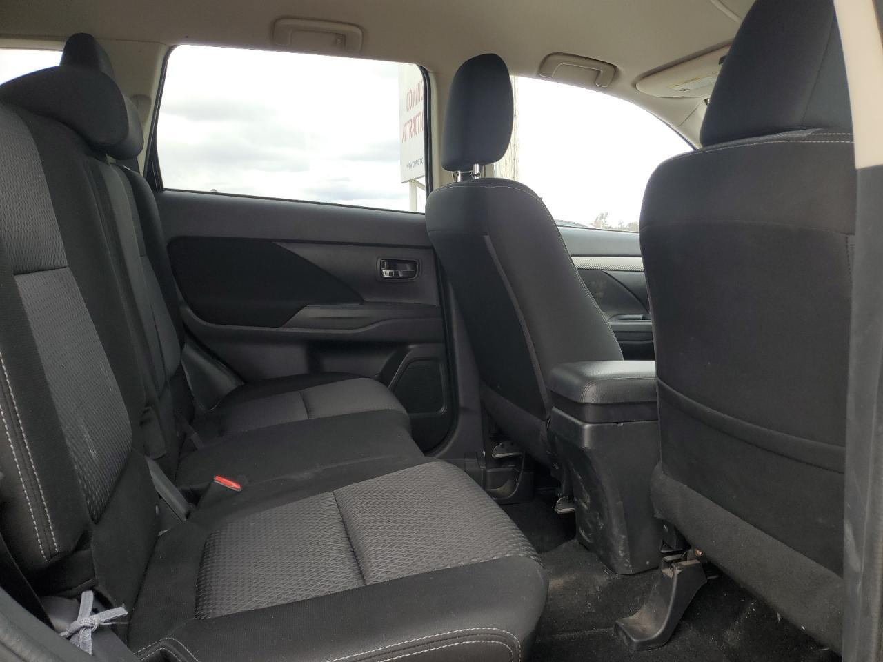 2018 MITSUBISHI outlander