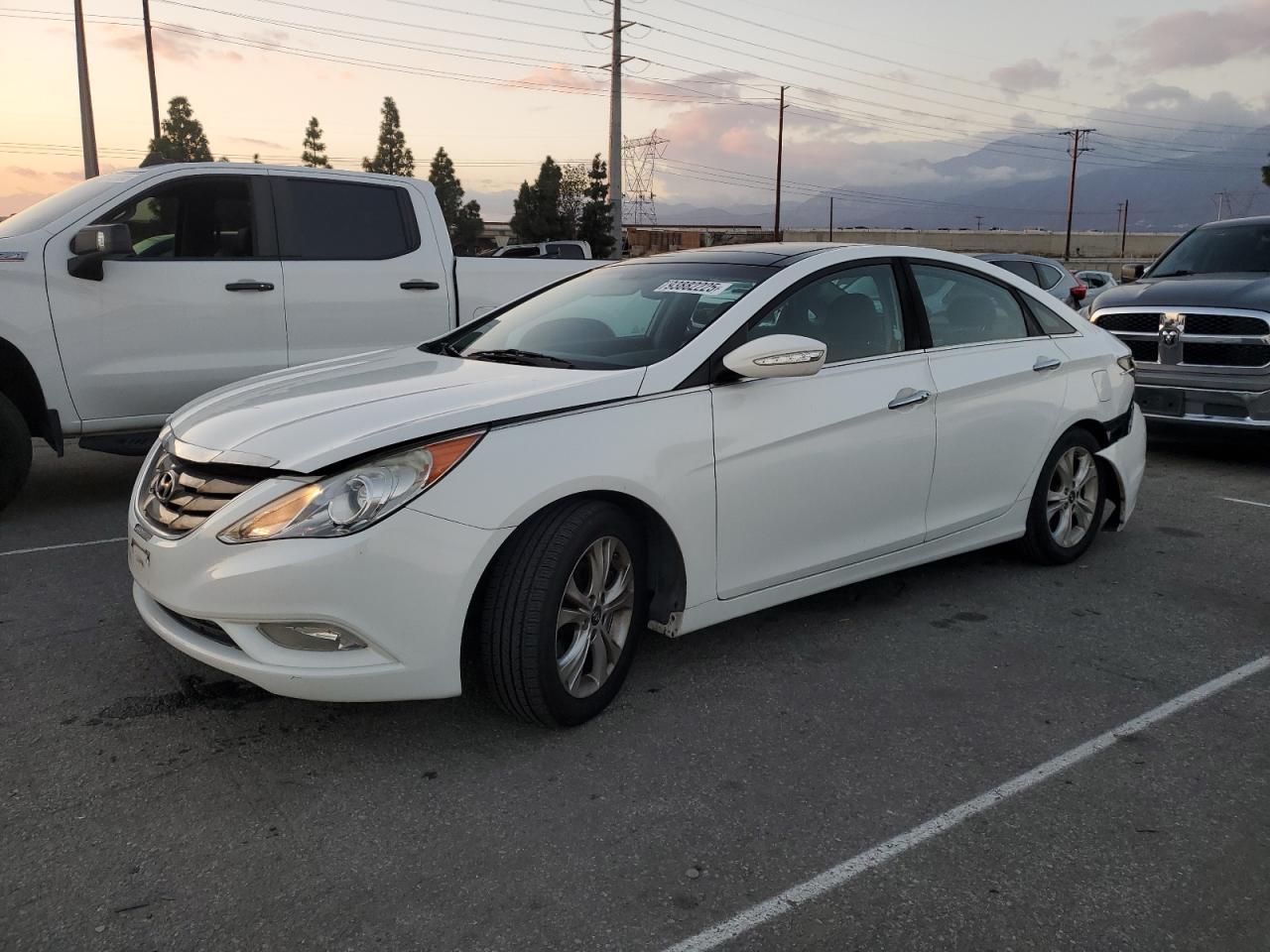 2013 HYUNDAI SONATA