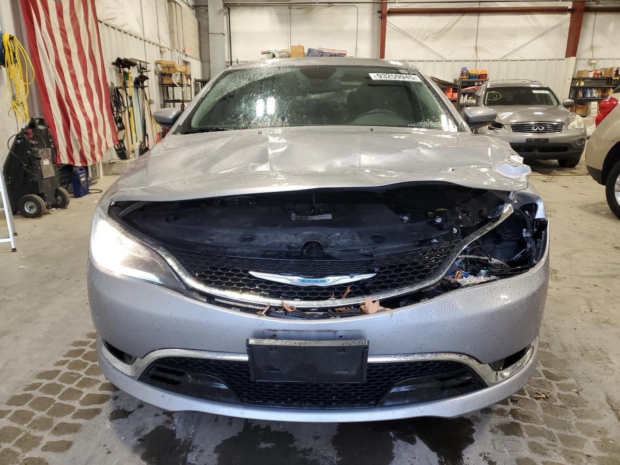 2016 CHRYSLER 200
