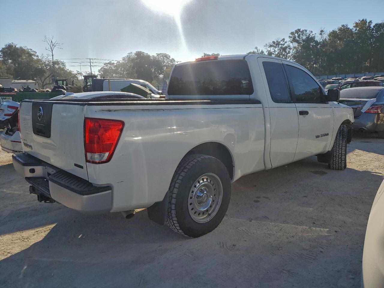 2011 NISSAN Titan