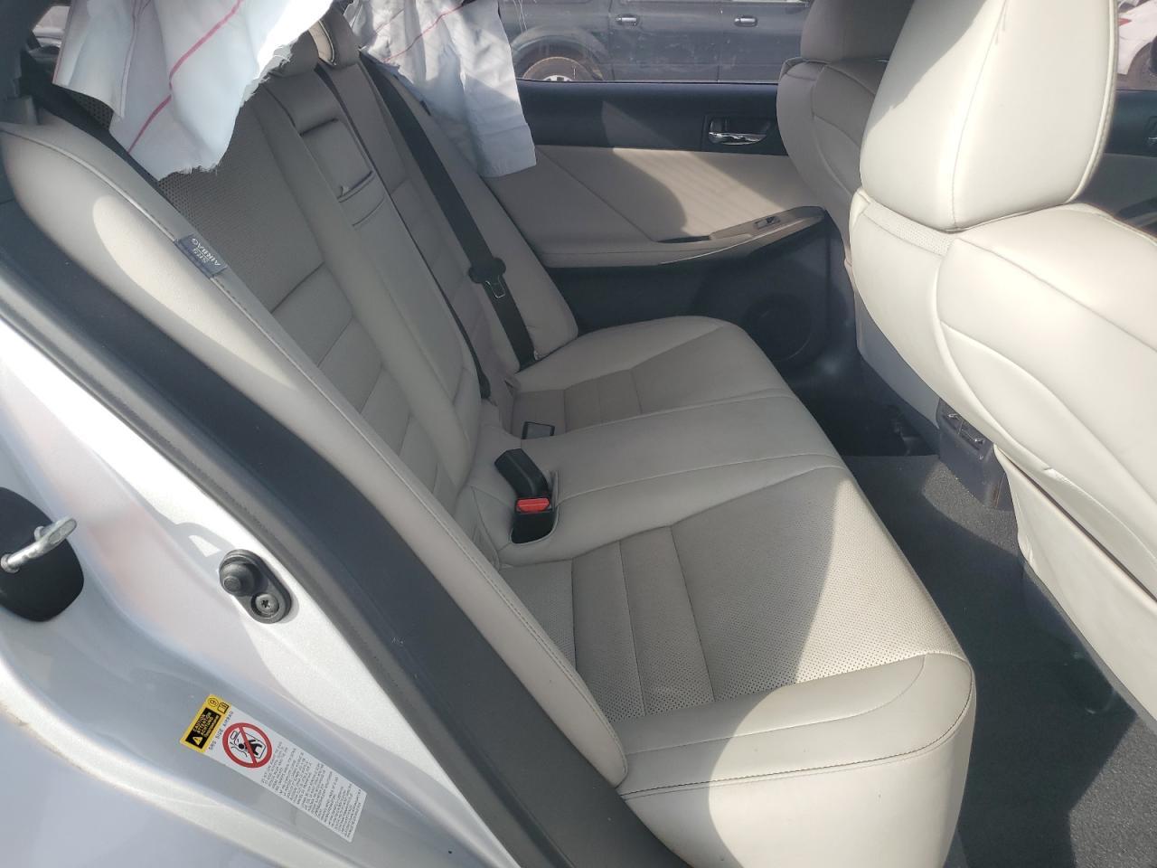 2015 LEXUS IS 250