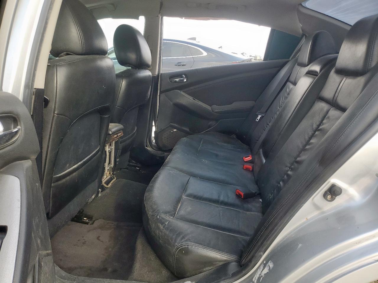 2012 NISSAN ALTIMA