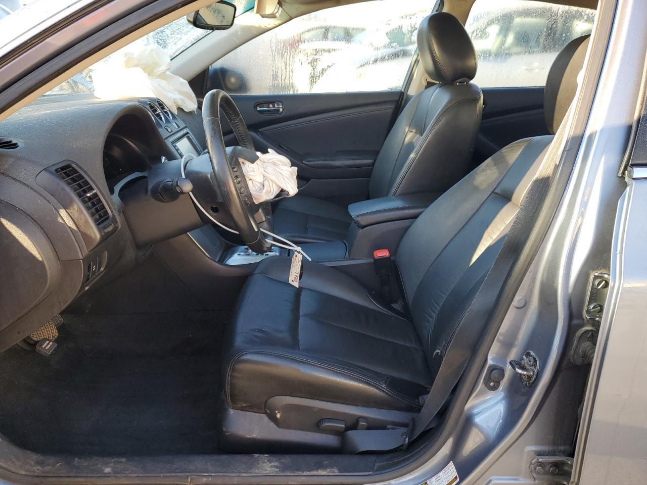 2010 NISSAN ALTIMA