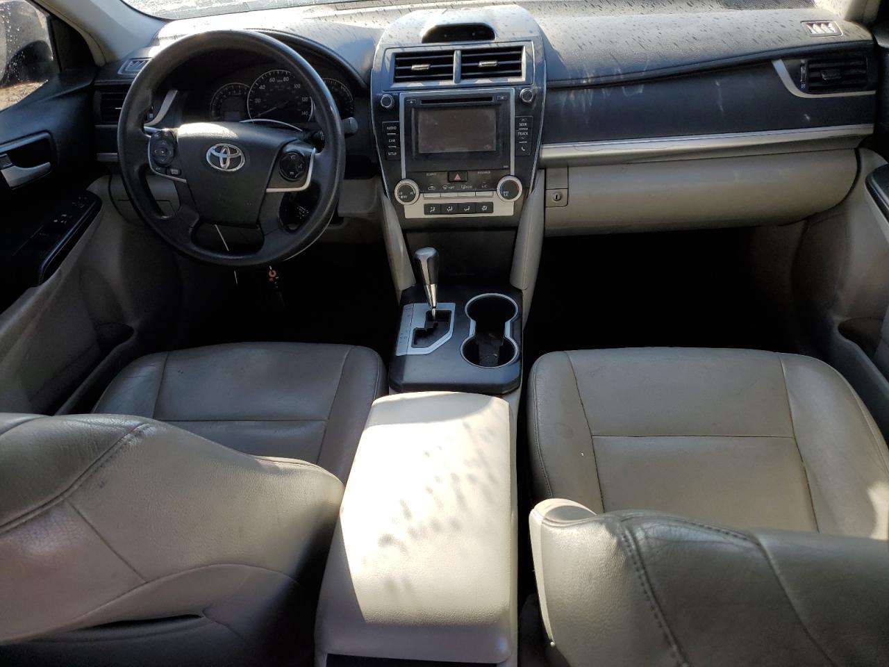 2014 TOYOTA CAMRY