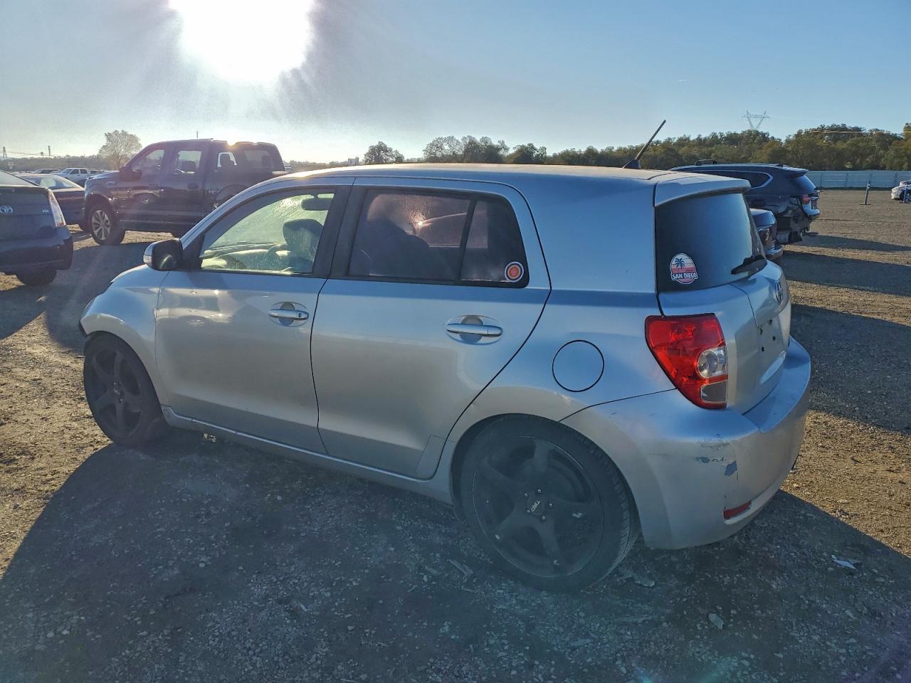 2010 TOYOTA SCION