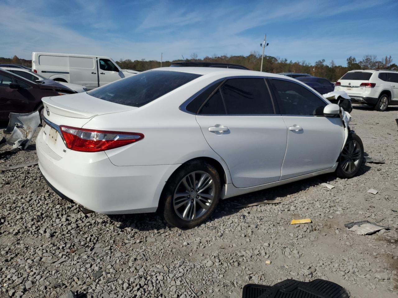 2016 TOYOTA CAMRY