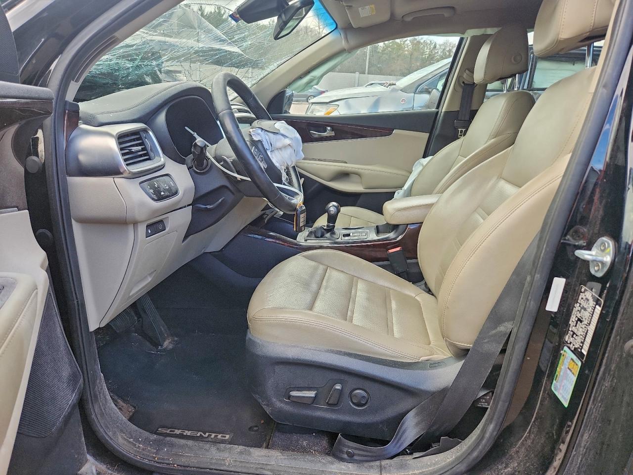 2017 KIA SORENTO