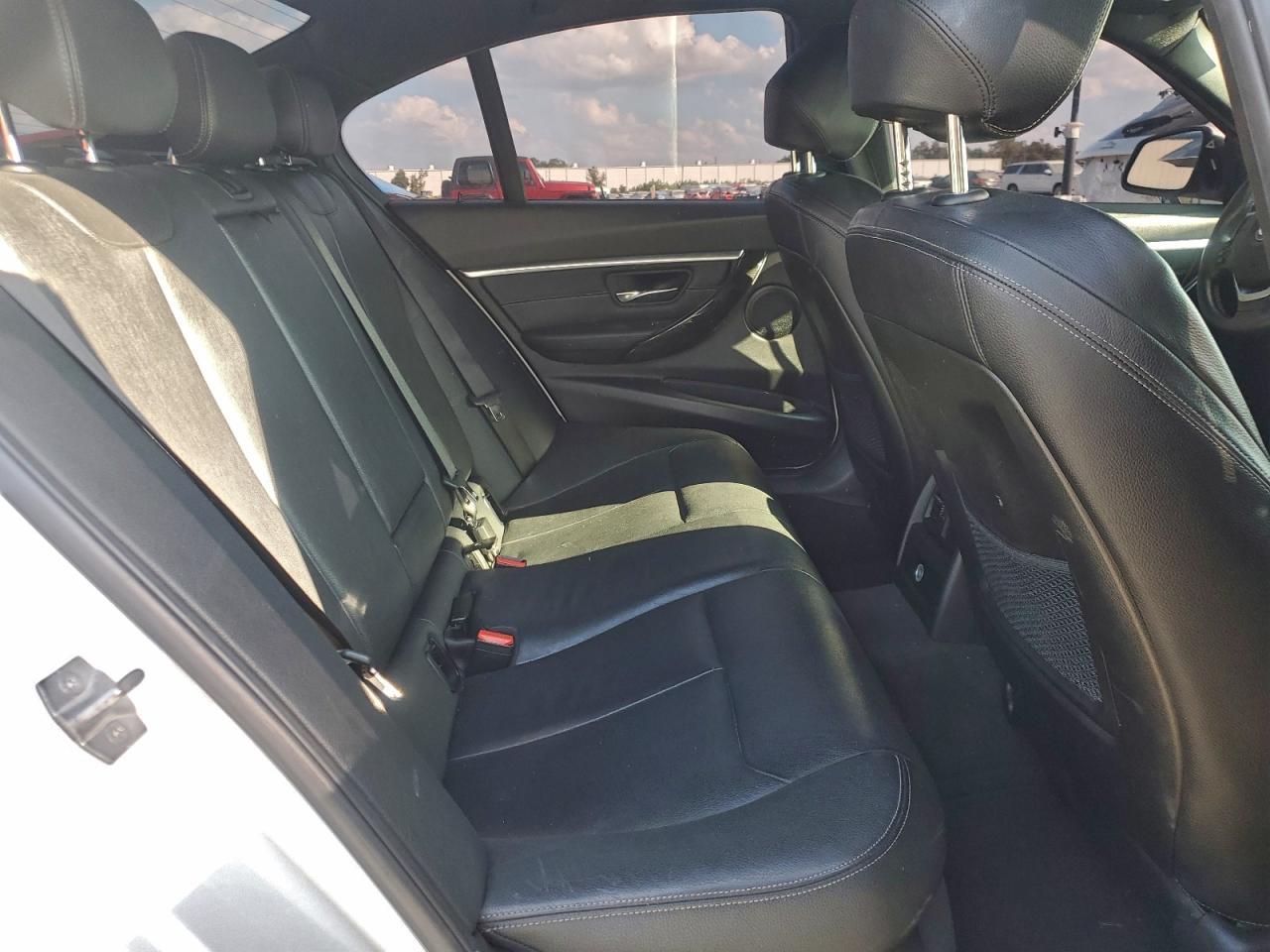 2018 BMW 3 SERIES
