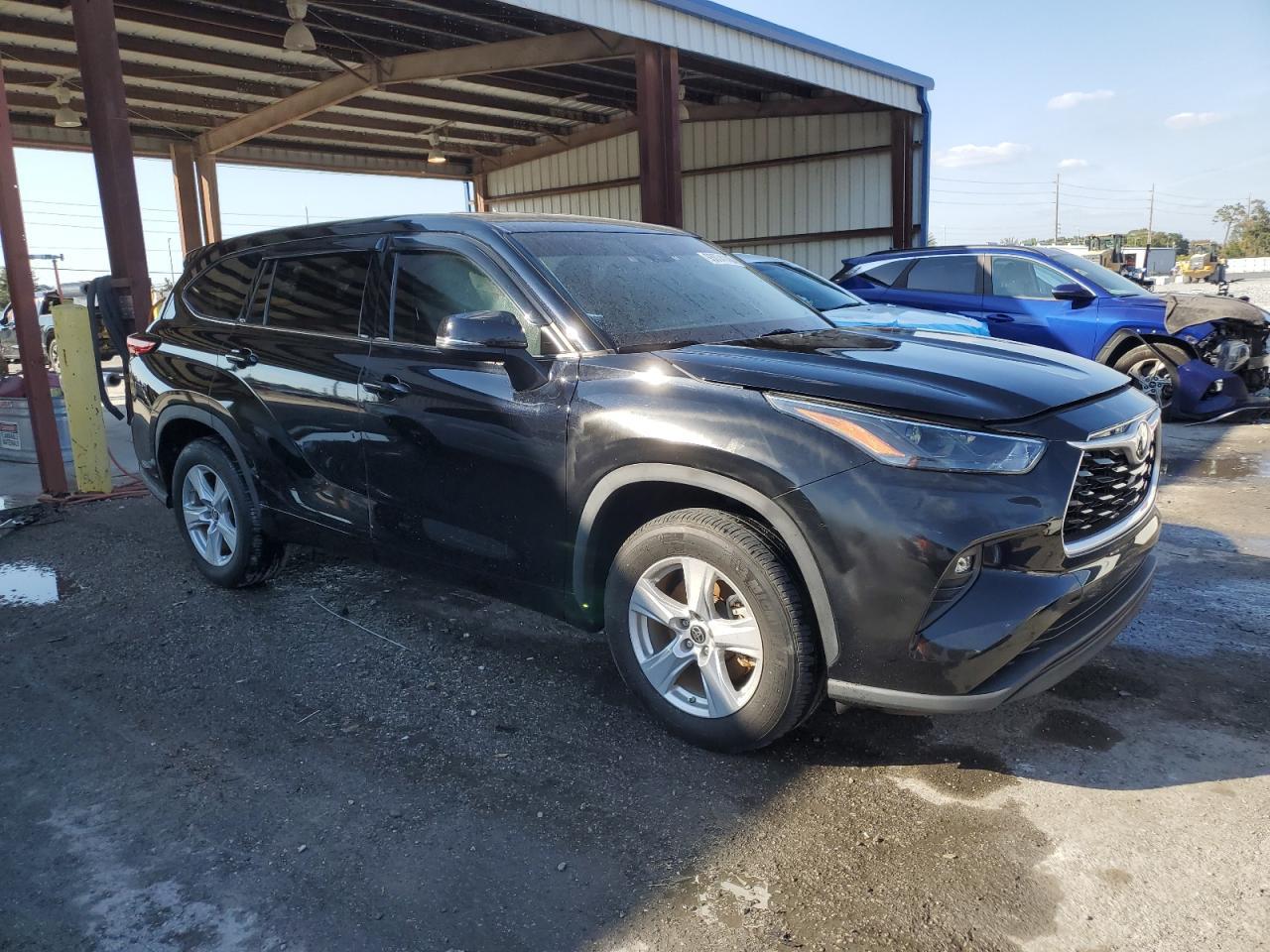 2022 TOYOTA HIGHLANDER