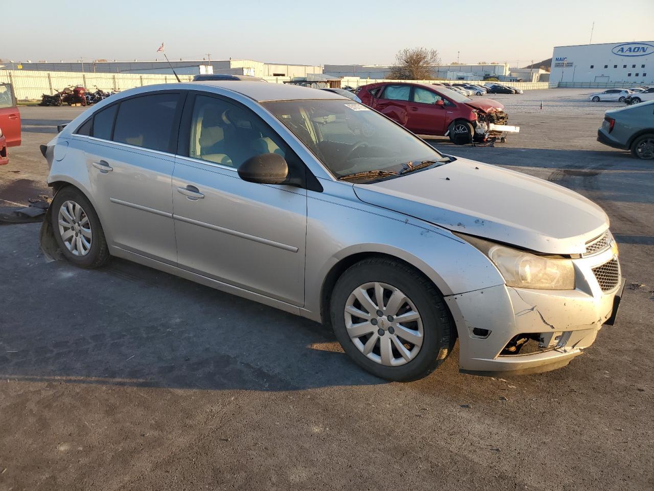 2011 CHEVROLET CRUZE