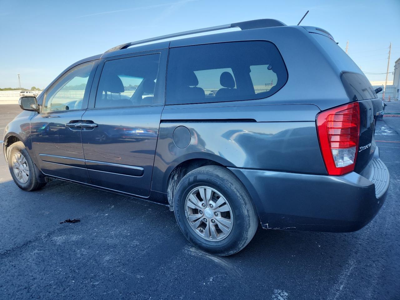 2012 KIA SEDONA
