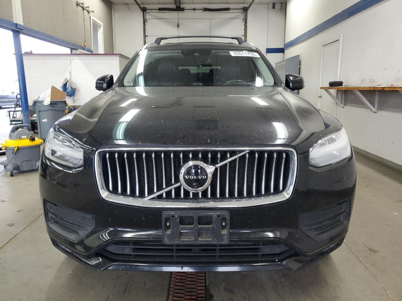 2020 VOLVO XC90