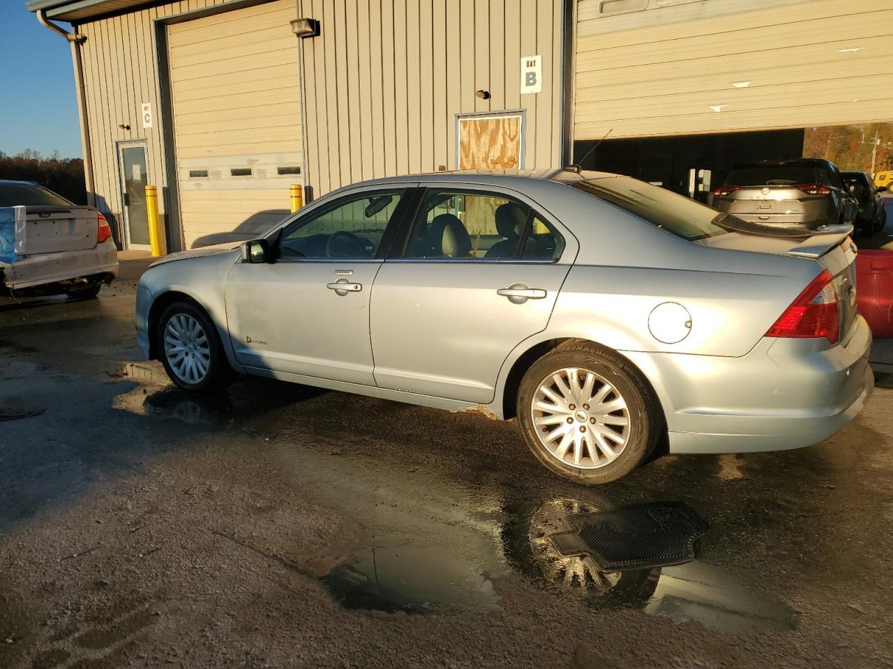 2010 FORD FUSION