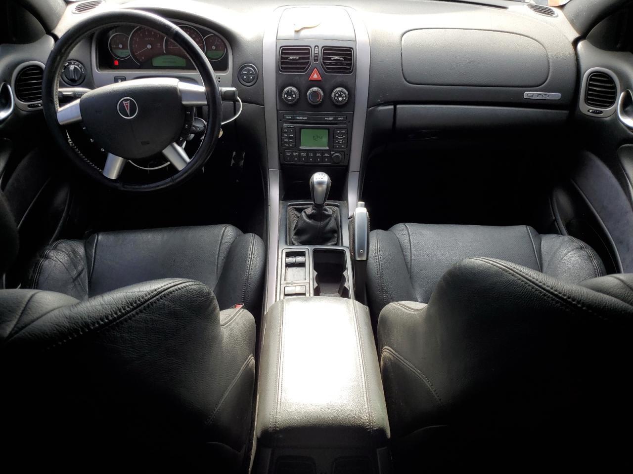 2004 PONTIAC Gto