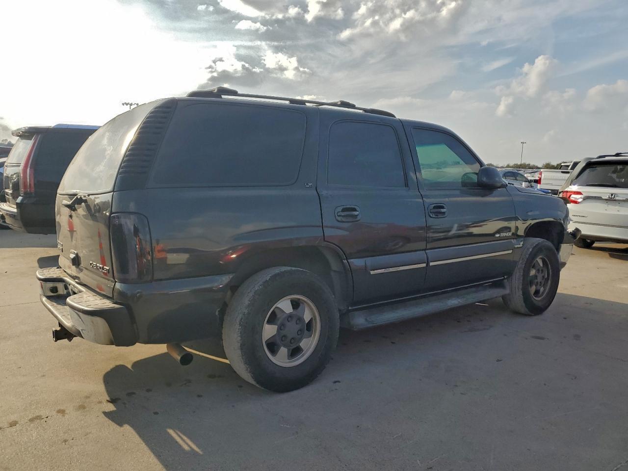 2003 CHEVROLET Tahoe