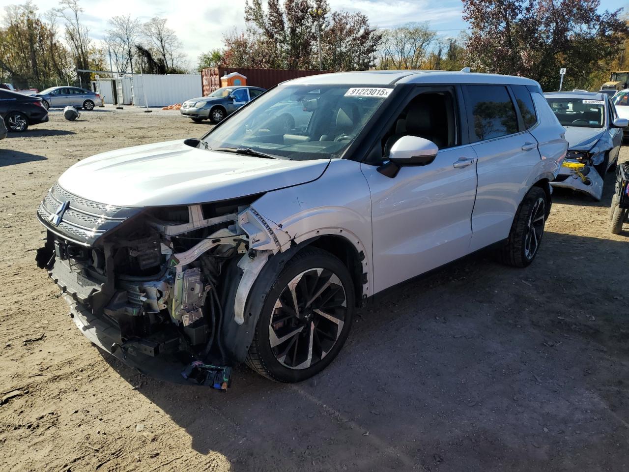 2022 MITSUBISHI outlander