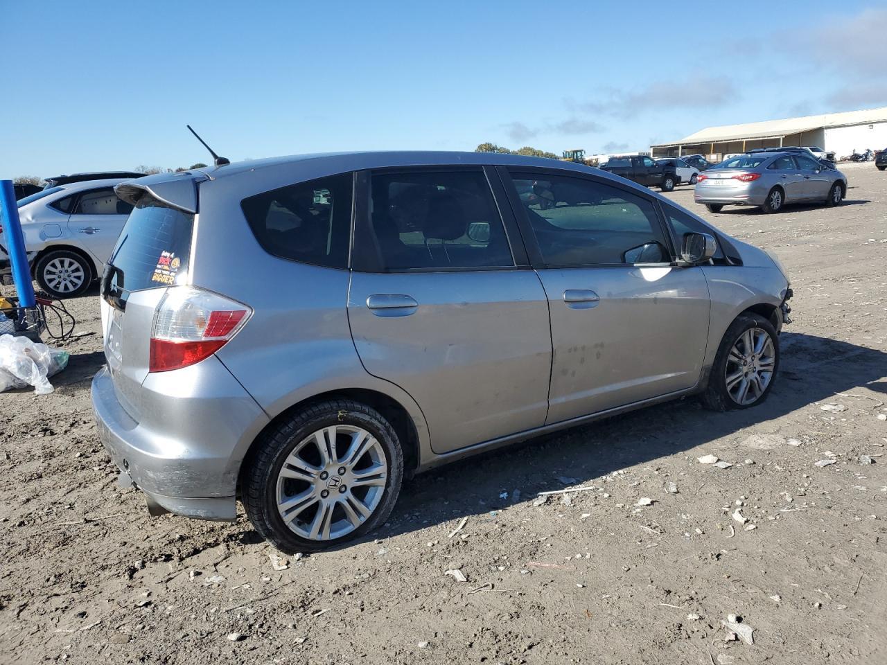 2009 HONDA FIT