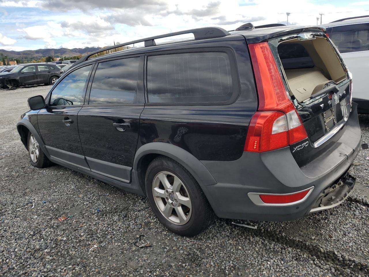 2008 VOLVO XC70