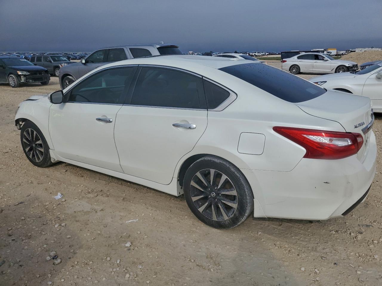 2017 NISSAN ALTIMA