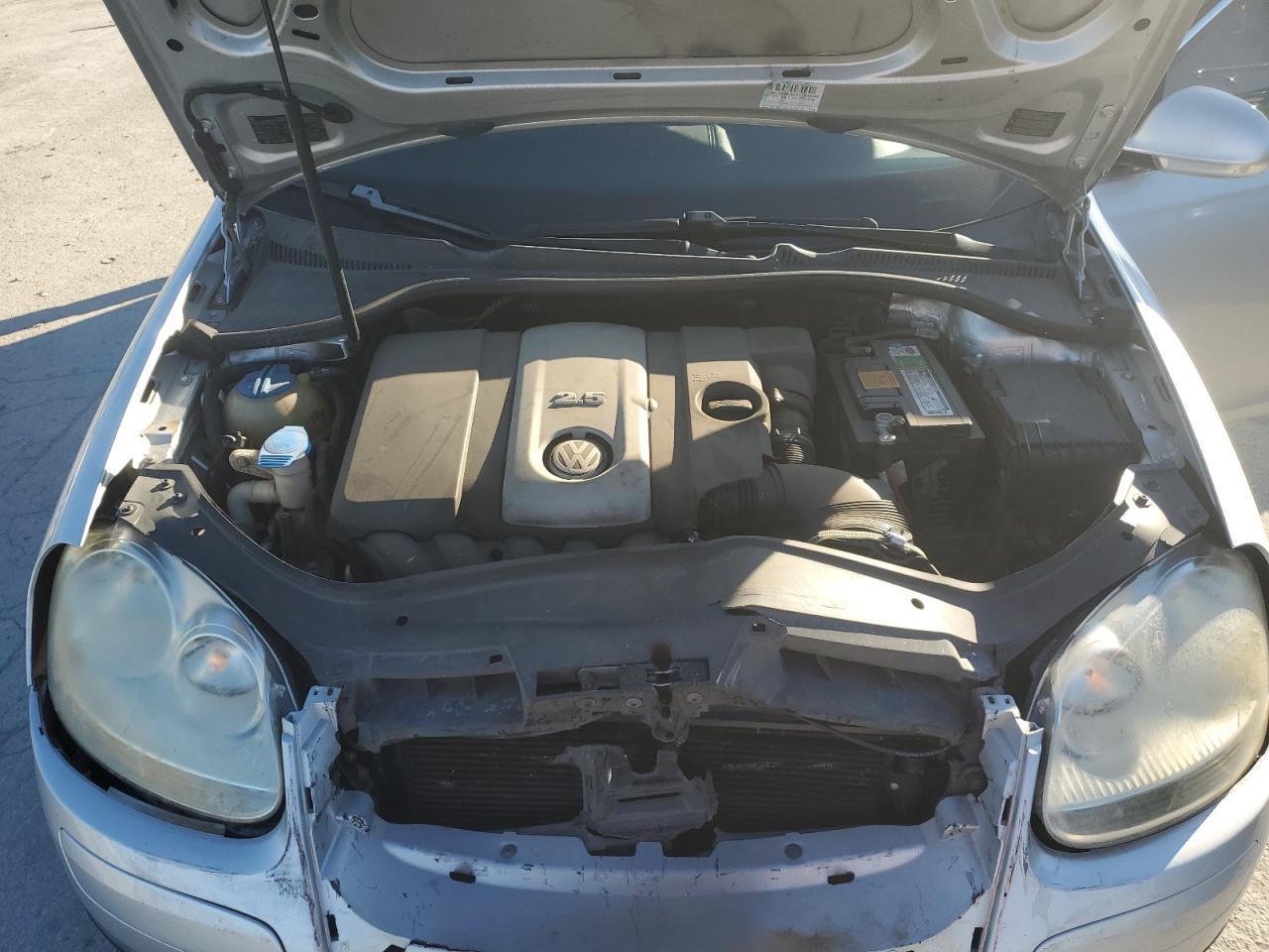 2009 VOLKSWAGEN JETTA