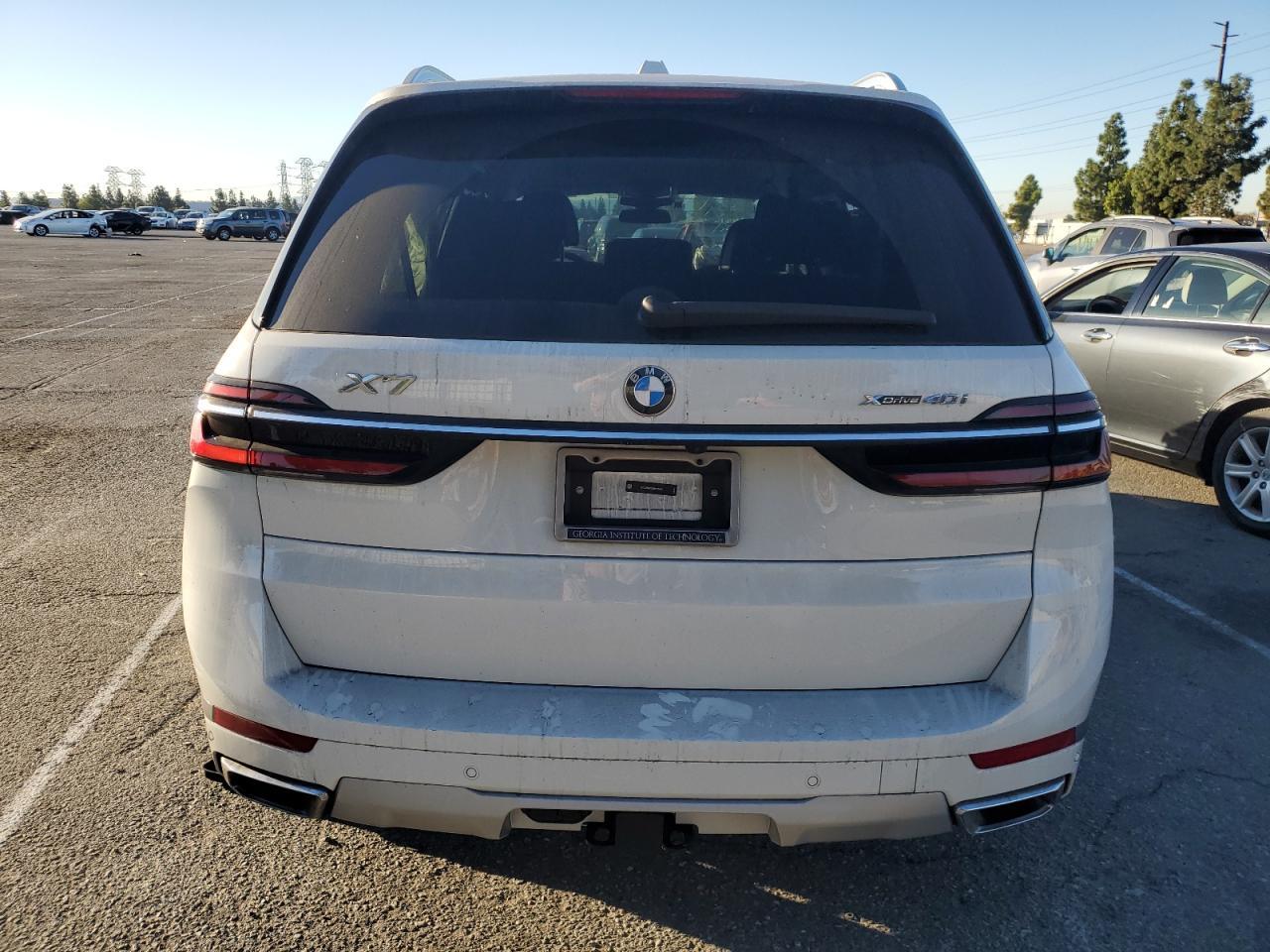 2025 BMW X7