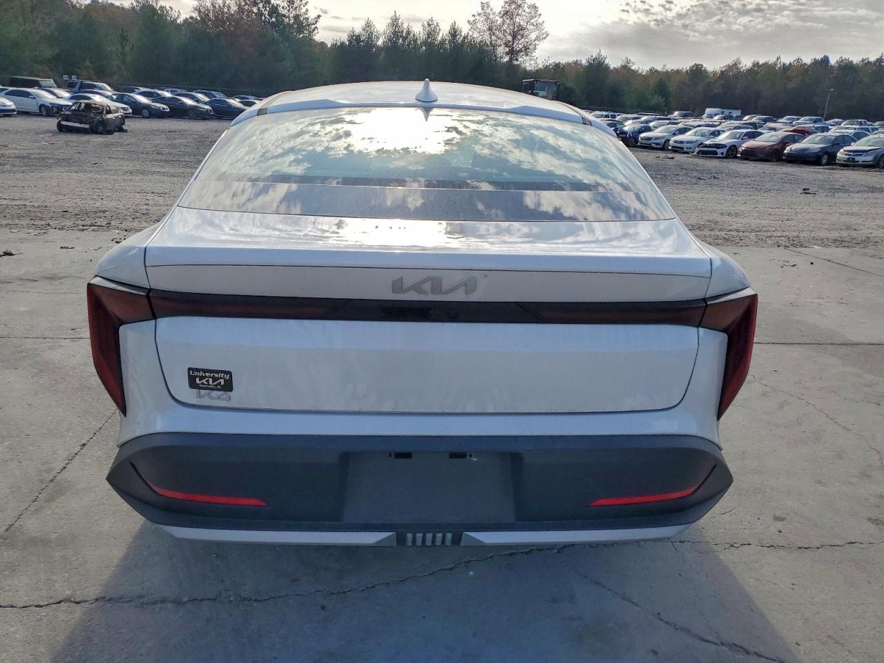 2025 KIA K4