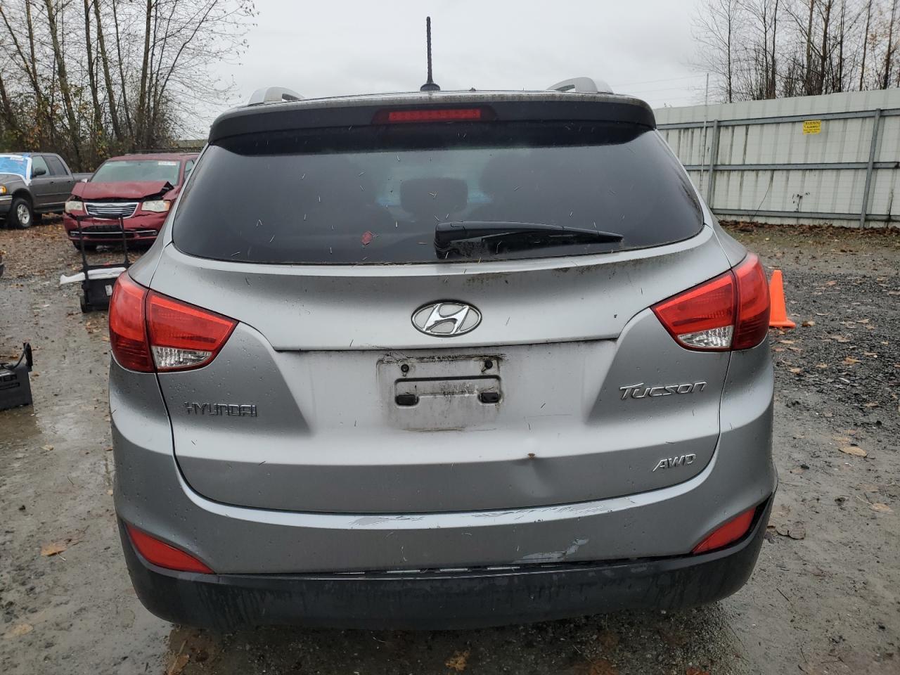 2011 HYUNDAI TUCSON
