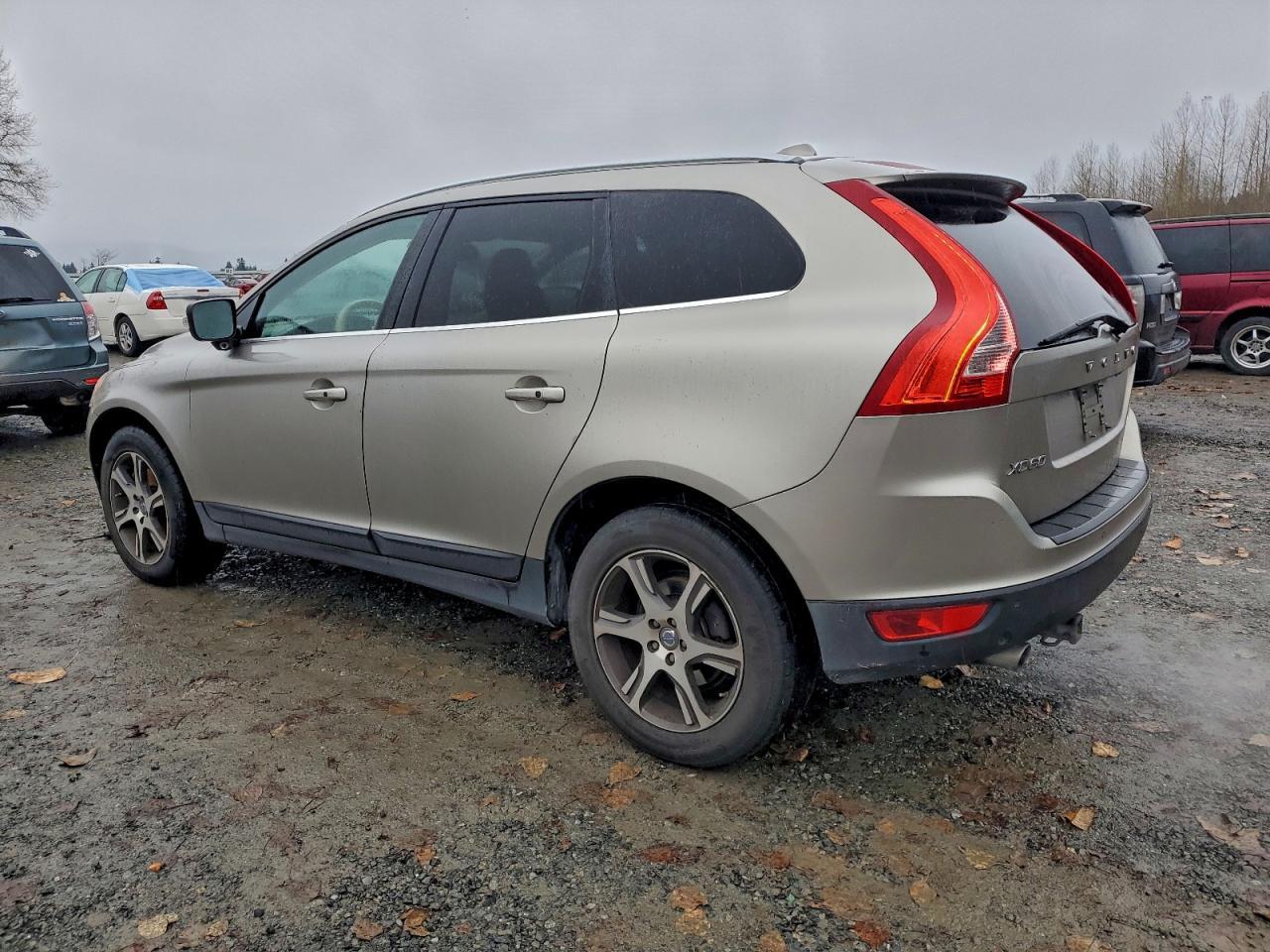 2012 VOLVO XC60