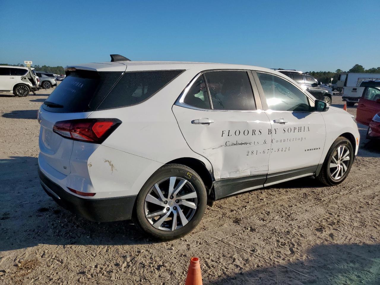 2022 CHEVROLET EQUINOX