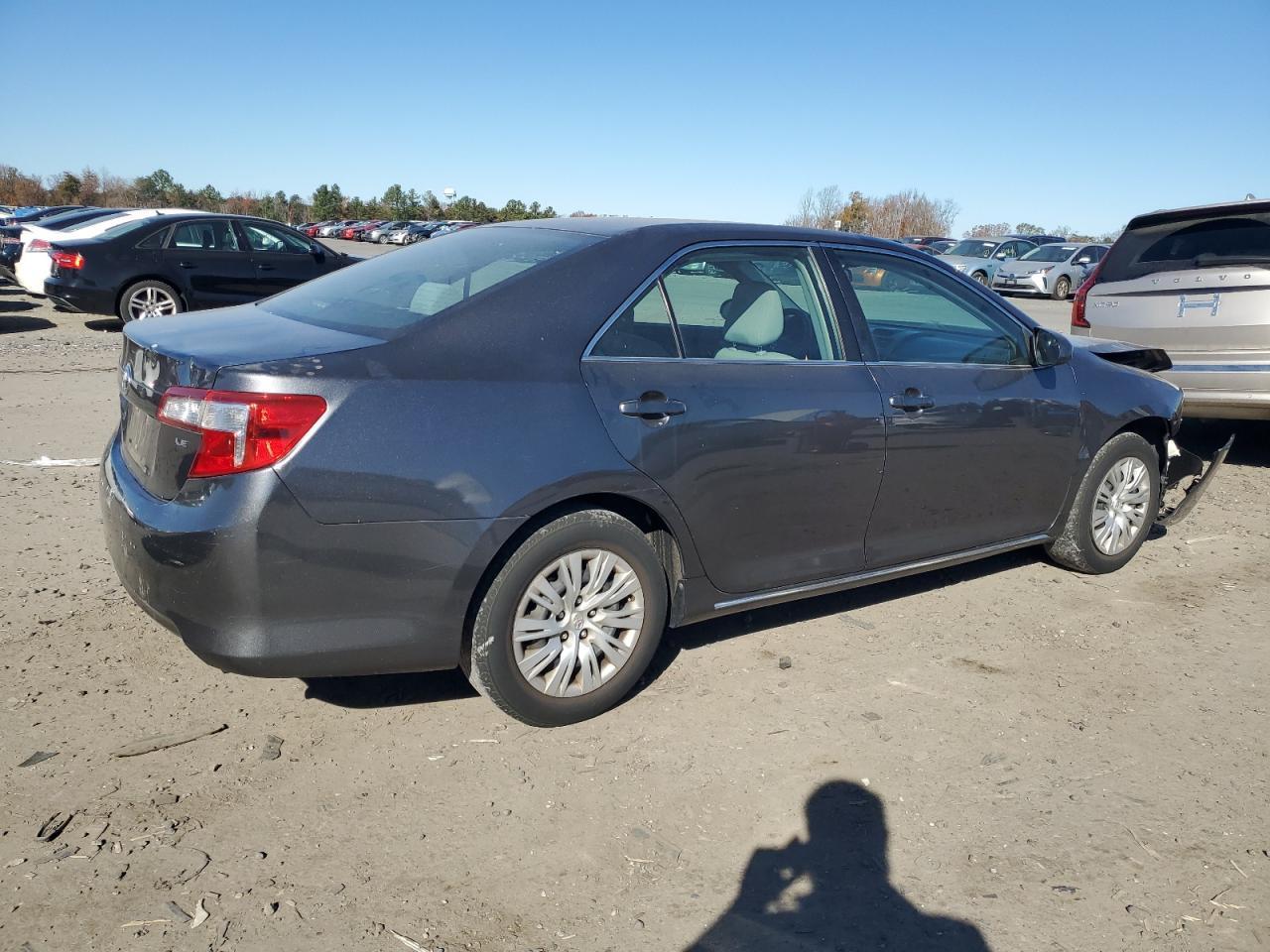 2014 TOYOTA CAMRY