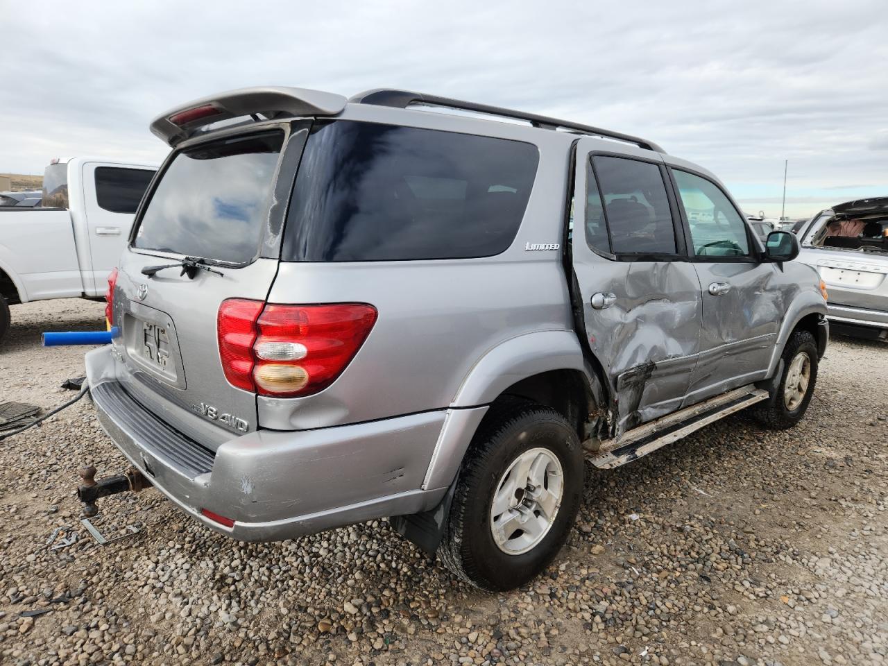 2002 TOYOTA Sequoia