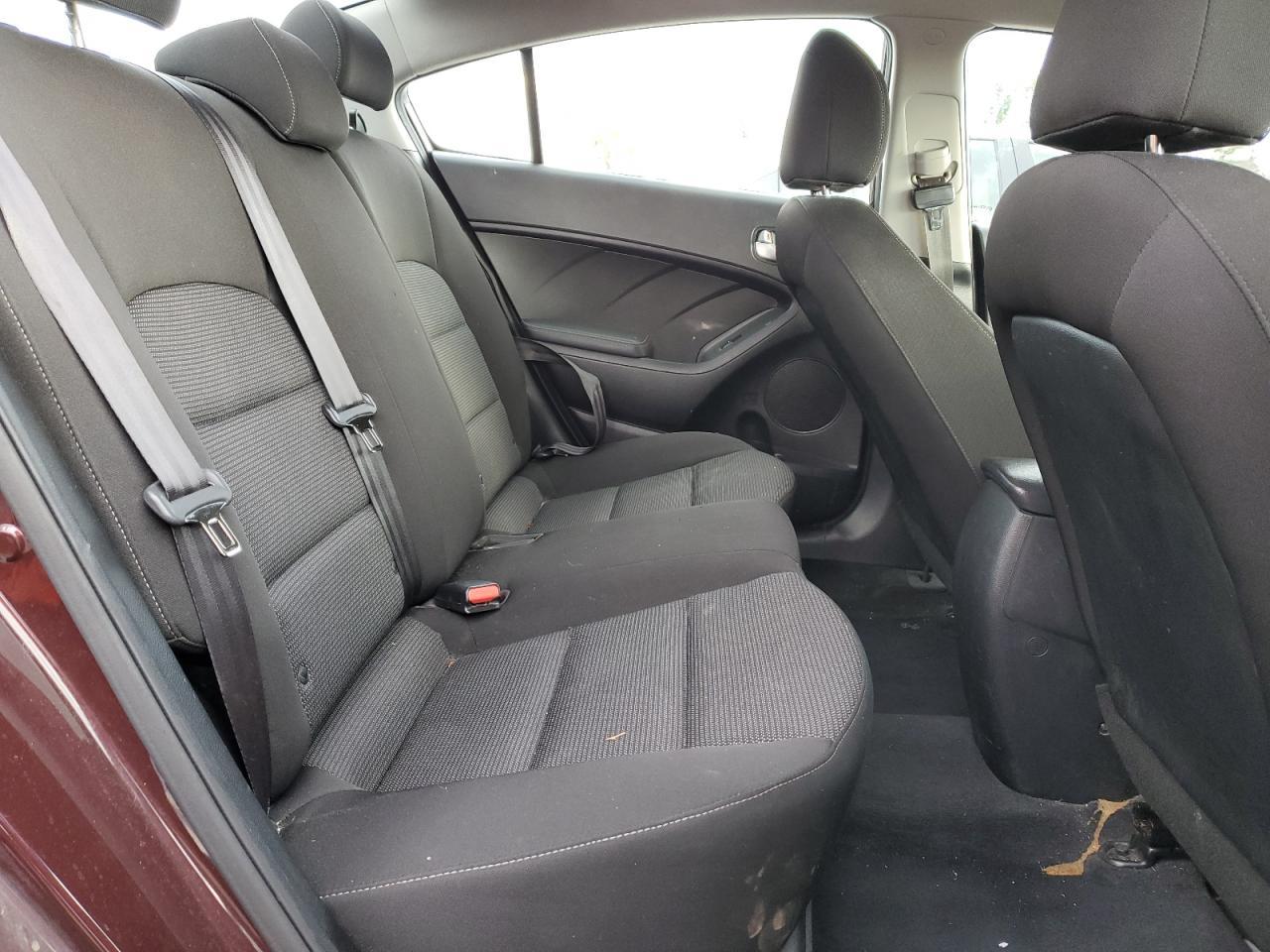 2017 KIA FORTE
