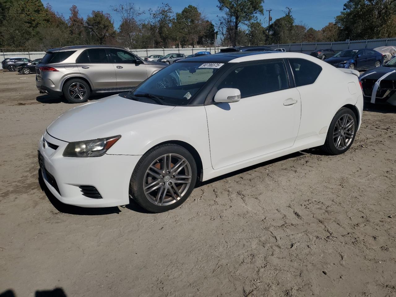 2013 TOYOTA SCION