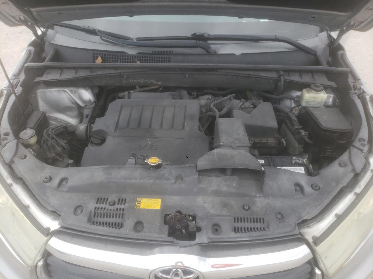 2015 TOYOTA HIGHLANDER