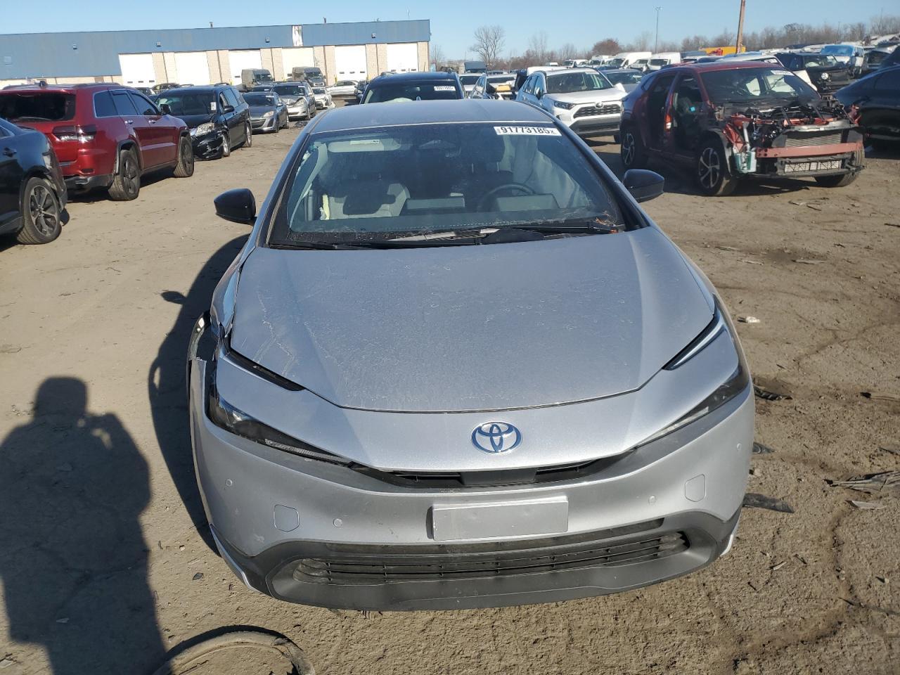 2025 TOYOTA PRIUS