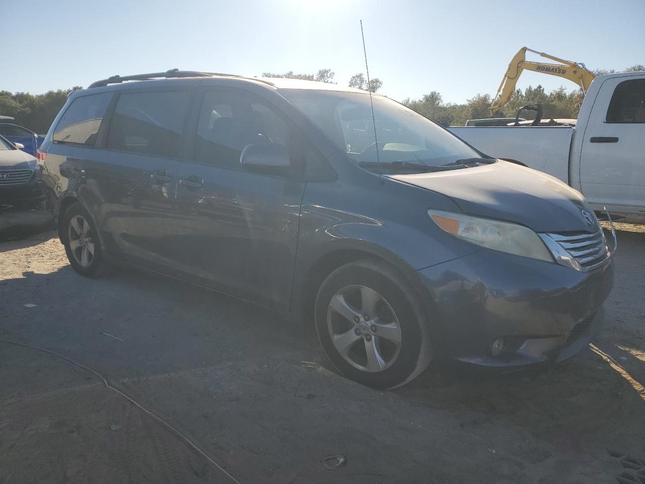 2014 TOYOTA SIENNA