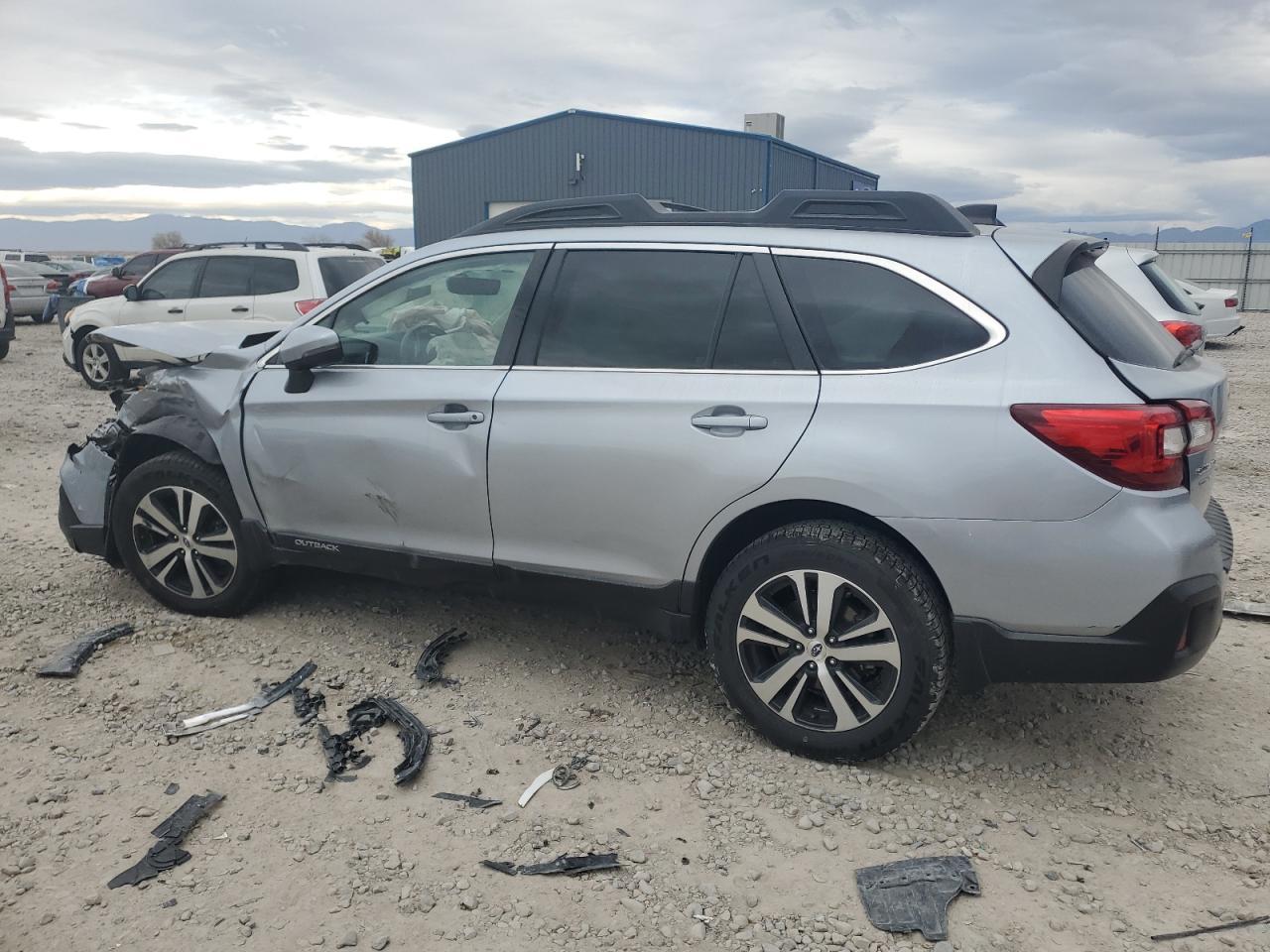 2019 SUBARU Outback