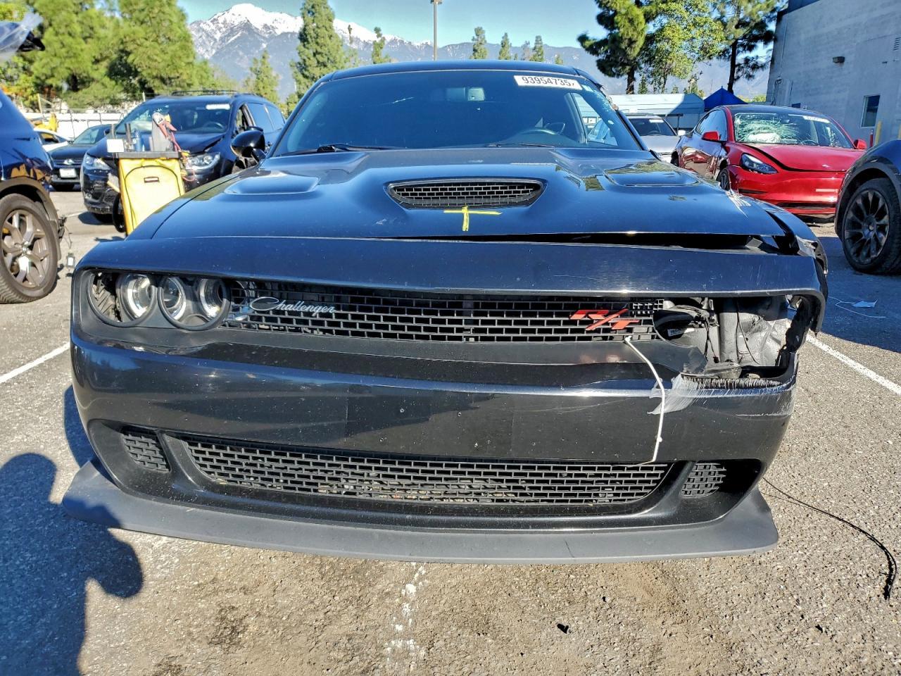 2020 DODGE Challenger