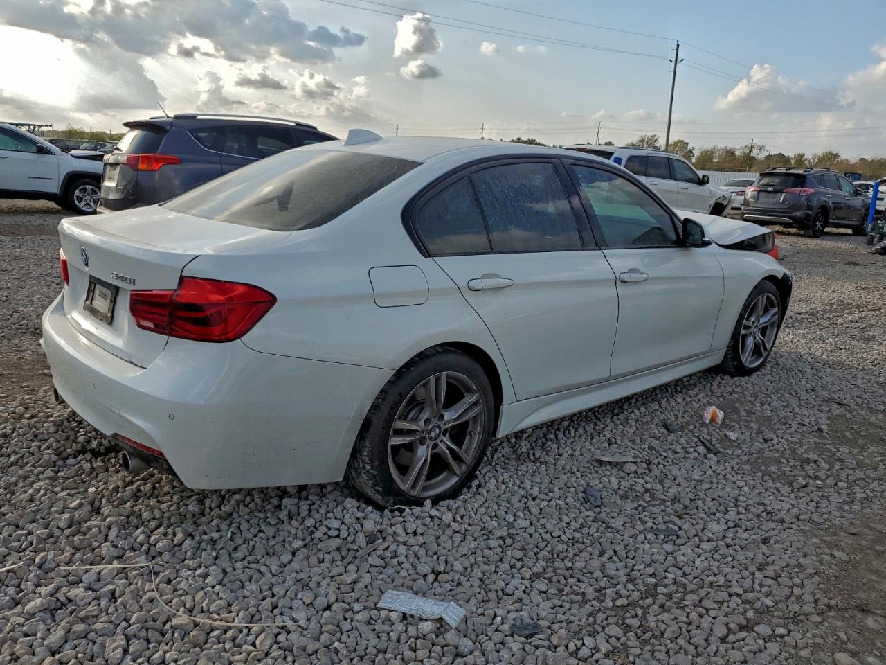 2016 BMW 3 SERIES