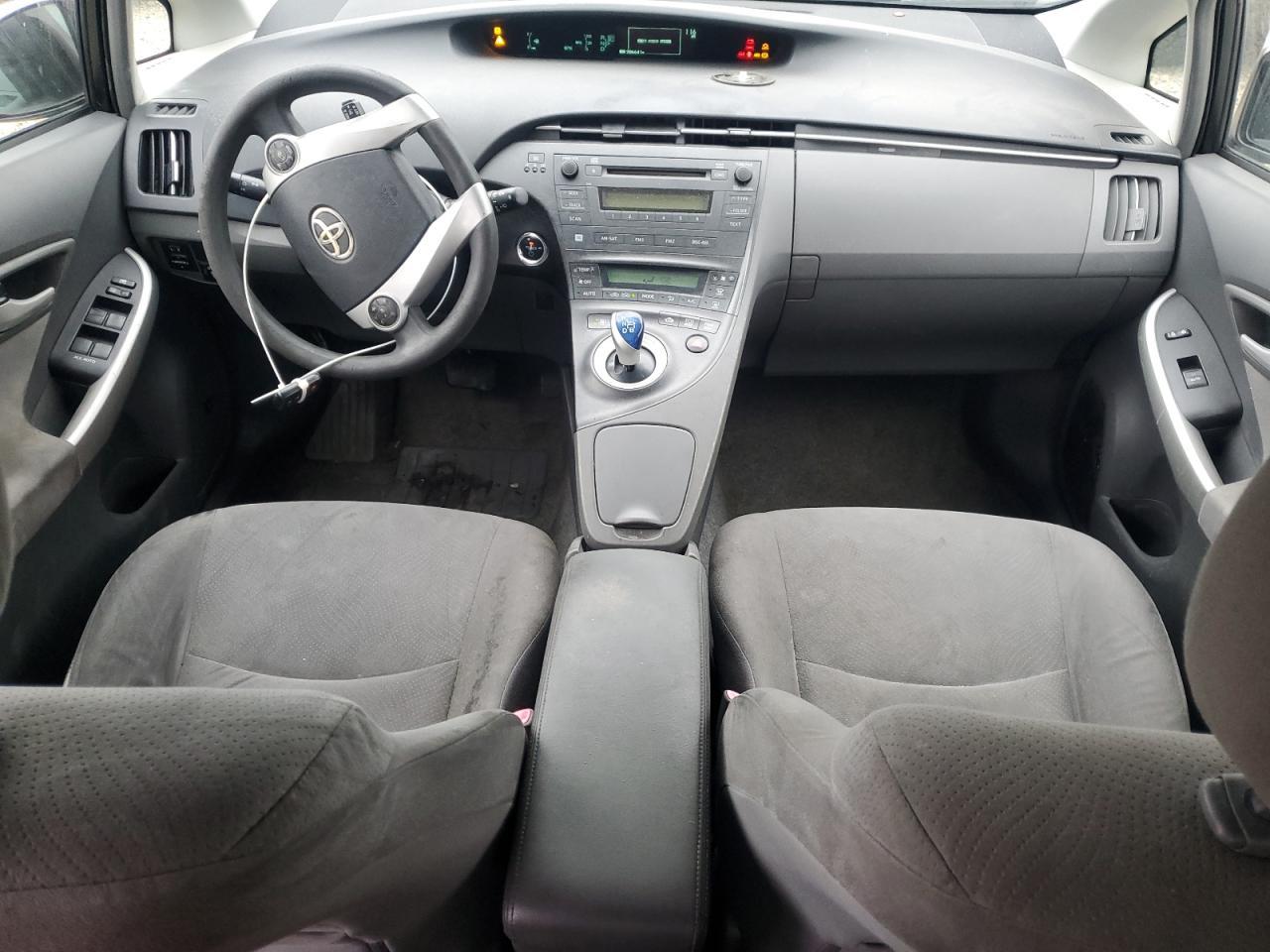 2010 TOYOTA PRIUS