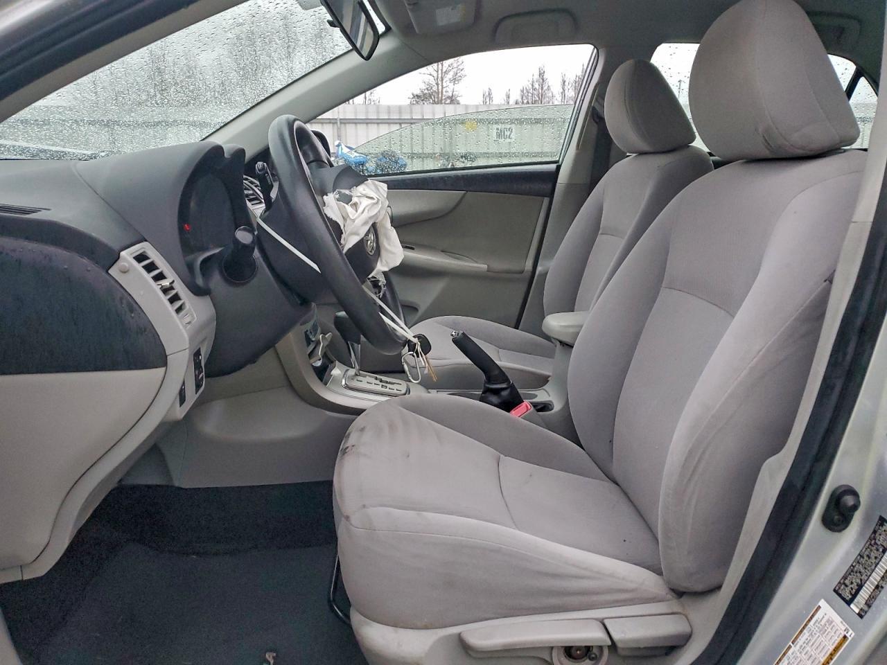 2011 TOYOTA COROLLA